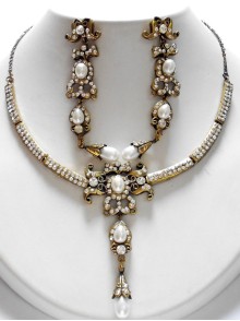 Victorian Jewelry Set